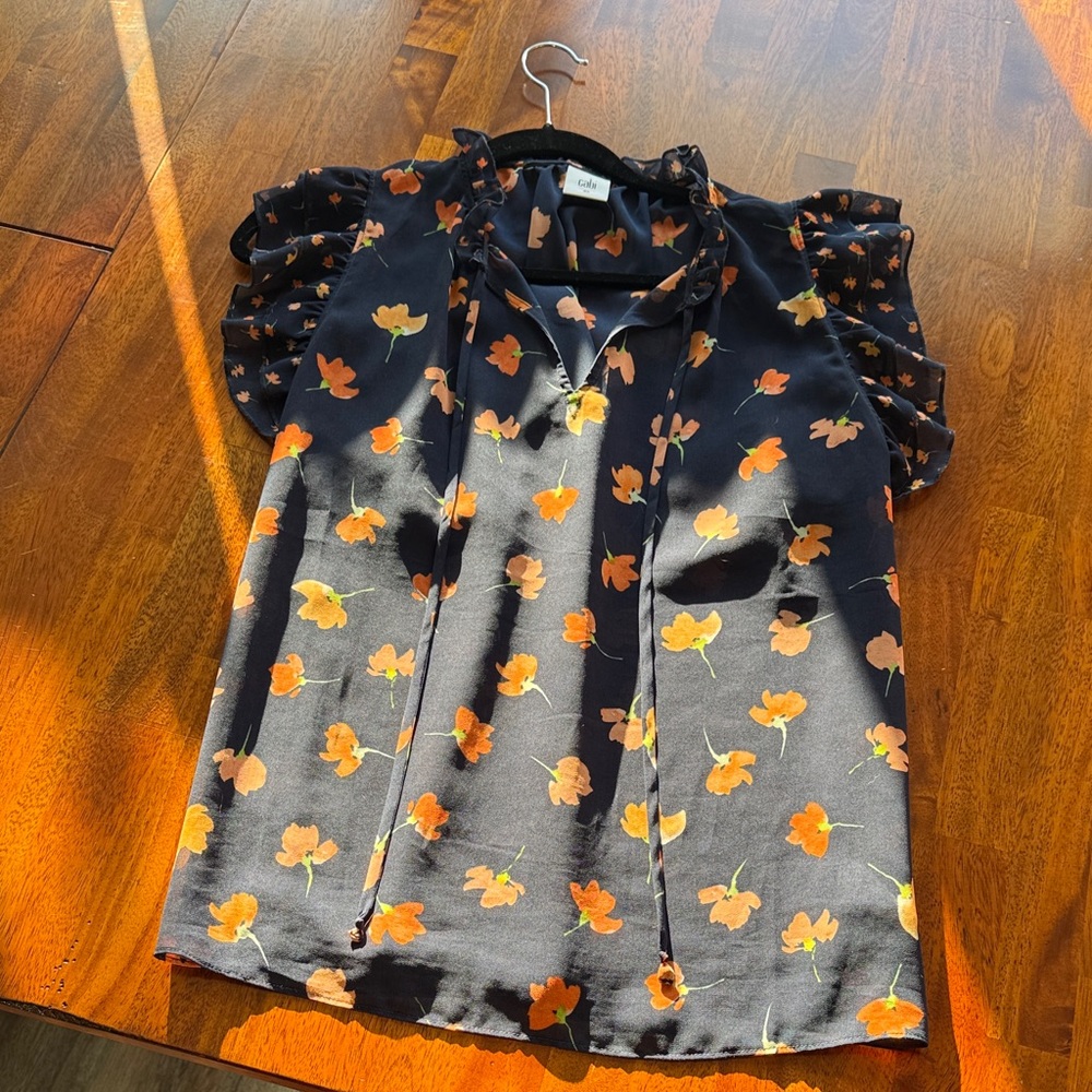 CAbi floral blouse XS